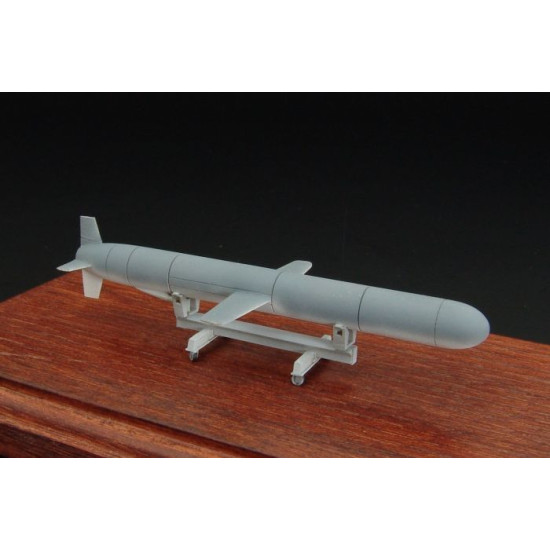 Brengun BRS72001 1/72 Agm-109 Tomahawk Cruise Missile kit of U.S: cruise missile Brengun BRS72001 1/72 Agm-109 Tomahawk Cruise Missile kit of U.S: cruise missile
