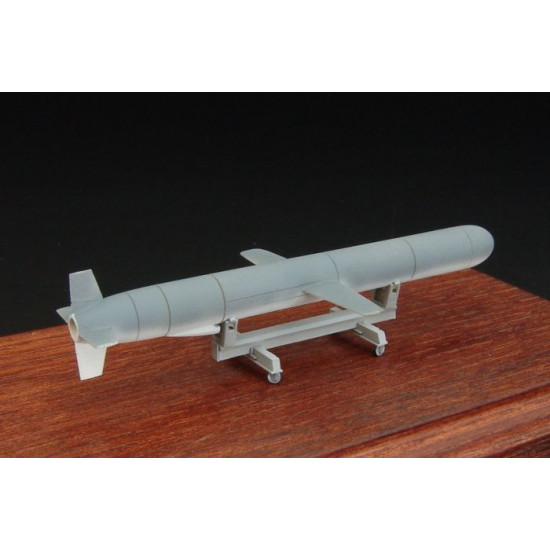 Brengun BRS72001 1/72 Agm-109 Tomahawk Cruise Missile kit of U.S: cruise missile Brengun BRS72001 1/72 Agm-109 Tomahawk Cruise Missile kit of U.S: cruise missile
