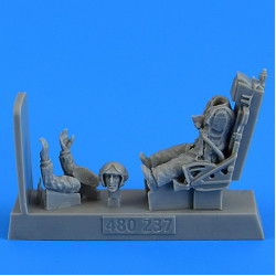 Aerobonus 480237 1/48 Soviet Fighter Pilot With Ejection Seat For Mig-19 Farmer