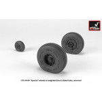 Armory Aw35304 1/35 Ah-64 Apache Wheels W/ Weighted Tires Ribbed Hubs