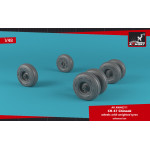 Armory Aw48311 1/48 Ch-47 Chinook Wheels W/ Weighted Tires