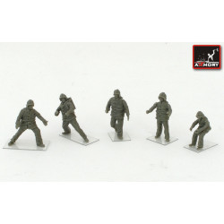 Armory F7215 1/72 Soviet/Russian Airfield Firefighters Modern