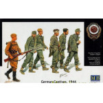 Master Box 3517 1/35 German Tank Hunters 1944 Plastic Figures Kit