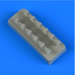 Quickboost 1/48 resin Messerschmitt Bf-109G-6 exhaust for Tamiya - 48821 Quickboost 1/48 resin Messerschmitt Bf-109G-6 exhaust for Tamiya - 48821