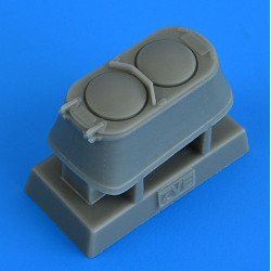 Quickboost Qb49063 1/48 Mil Mi-8mt/Mi-17 Diss-15 Rf Container