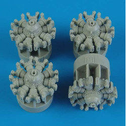 Quickboost 72314 1/72 B-17g Flying Fortress Engines For Revell Accessories Kit