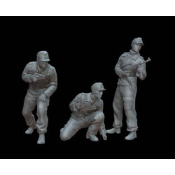 White Stork Miniatures F72108 1/72 German Tanker Evacuation 1944-1945 Resin Unassembled Unpainted