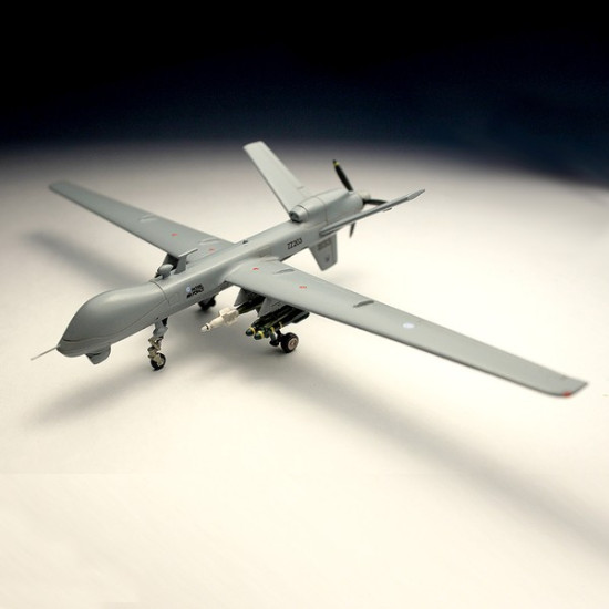 Miniwing 328 1/144 General Atomics Mq-9 Reaper Us Uav Attacker Raf Usaf Fr It 2 Kits