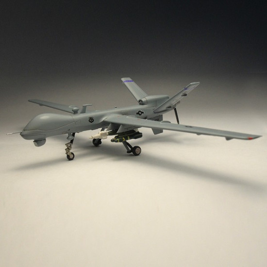 Miniwing 329 1/144 General Atomics Mq-9 Reaper Us Uav Attacker Usaf Aircraft