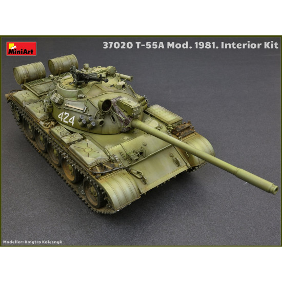 COMBINED MODEL 1/35 SOVIET MEDIUM TANK T-55A 1981 MINIART 37020 MILITARY ARMOR