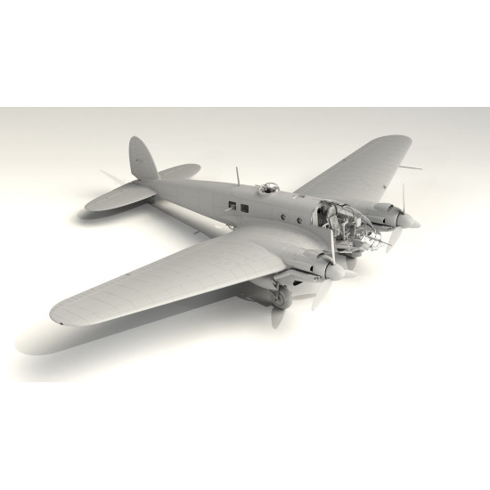 ICM 48264 - He 111H-20, WWII German Bomber World War II 1/48 scale model kit