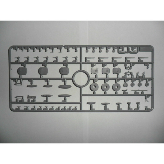 ICM S016 - 1/700 Kronprinz full hull and waterline WWI German Battleship