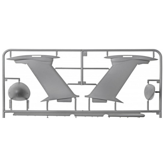 Lockheed C-5B Galaxy American aircraft 1/144 Roden 330