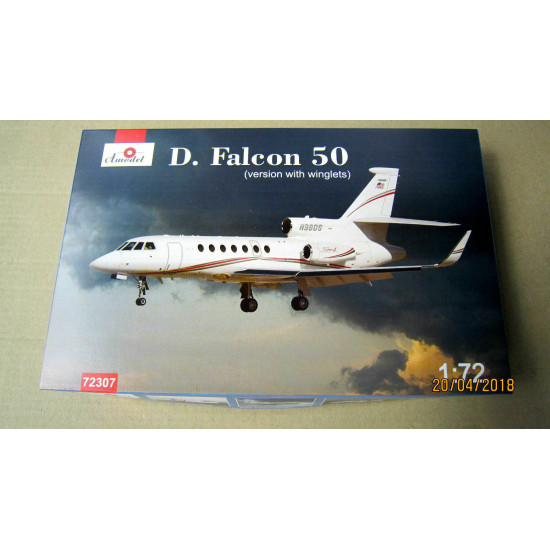 Amodel 72307 - 1/72 Dassault Falcon 50 (Version With Winglets), scale model kit