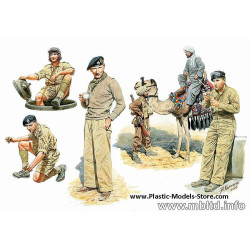 Commonwealth AFV crew English troops in SsNorthern Africa 1/35 Master Box 3564