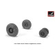 Armory AW32309 - 1/32 F-14 Tomcat early type wheels w/ weighted tires