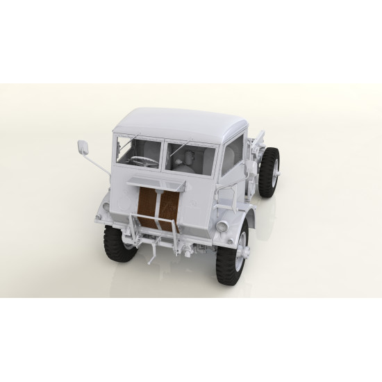 ICM 35590 1/35 Model W.O.T. 8, WWII British Truck scale model kit