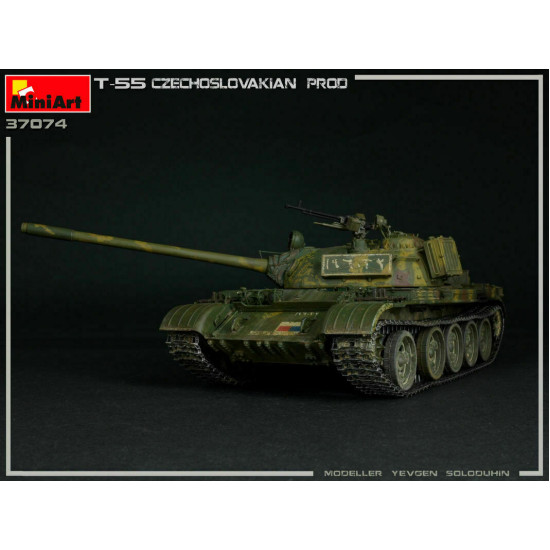 Miniart 37074 - 1/35 Tank T-55 (Czechoslovak Production)