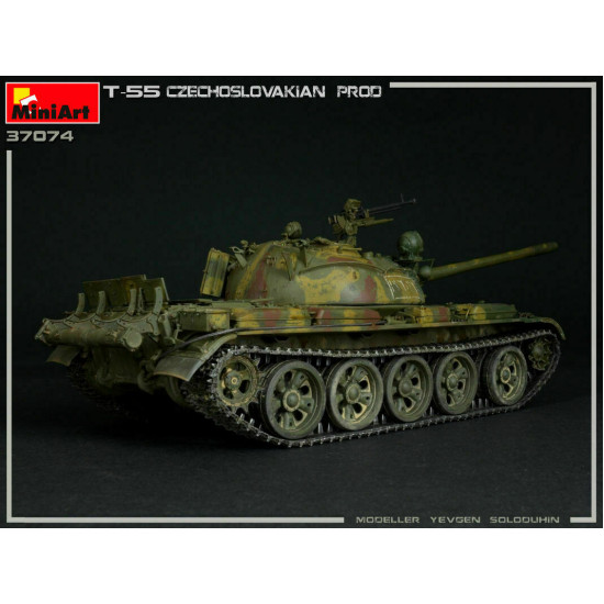 Miniart 37074 - 1/35 Tank T-55 (Czechoslovak Production)