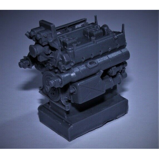 Dnepro Model - PANTHER engine Maybach HL 230 P30 WWII DM3539, 1/35 scale model kit