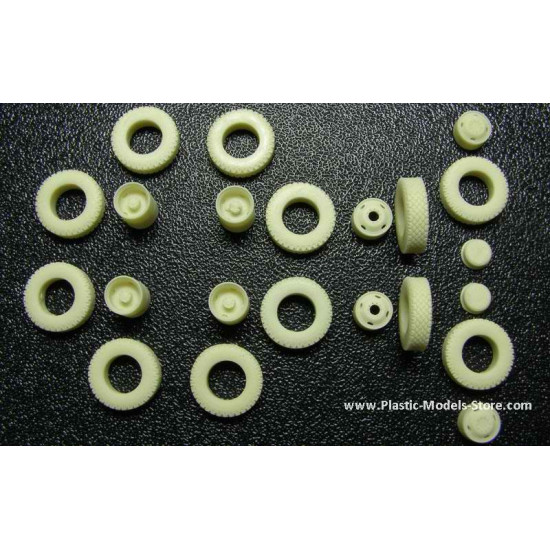 KrAZ-258 wheels correction set (2 front, 4 rear, 2 spare wheels) for E-Klass kits RESIN 1/72 Armory AC7254