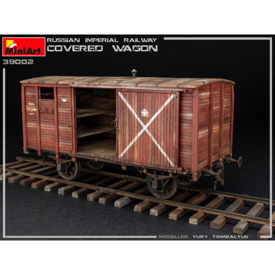 Miniart 39002- 1/35 - RUSSIAN IMPERIAL RAILWAY COVERED WAGON 182 mm