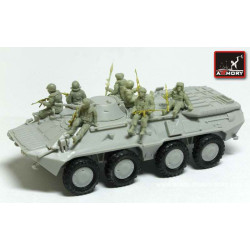 RESIN Russian APC riders (modern) 7 fig. with PE weapons 1/72 Armory F7204