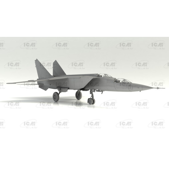 ICM 72176 - 1/72 - MiG-25 RU, Soviet Training Aircraft