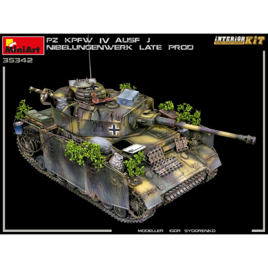 Miniart 35342 - 1/35 Pz.Kpfw.IV Ausf. J Nibelungenwerk Late Prod. (1945) scale