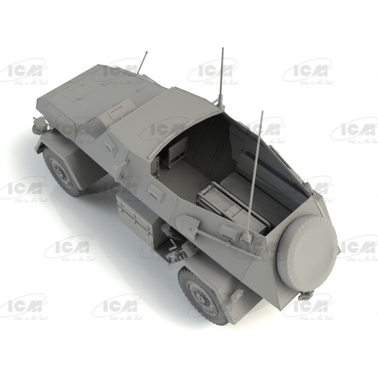 ICM 35111 - 1/35 - Sd.Kfz. 247 Ausf.B with crew.1 scale plastic model kit
