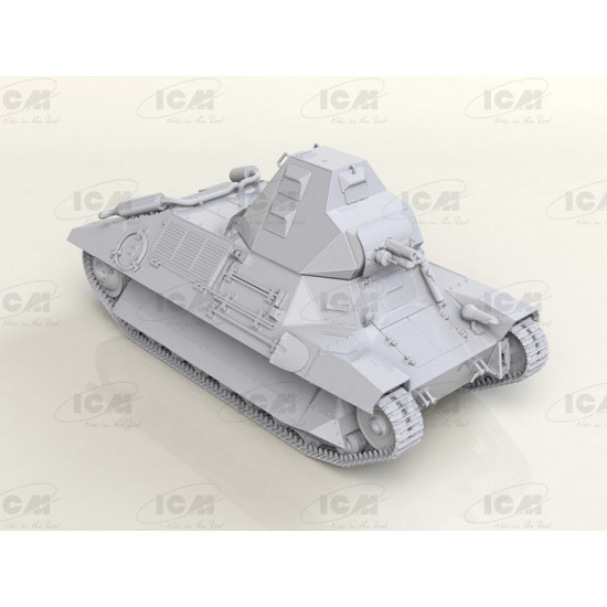 ICM 35338 - 1/35 - FCM 36 with a French tank crew scale plastic model kit