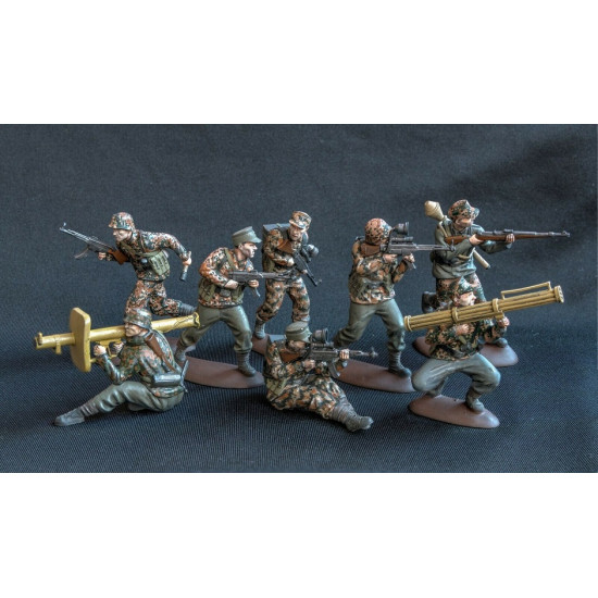MARS 32013 1/32 WWII GERMAN INFANTRY NORMANDY 15 Unpainted Plastic Toy Soldiers 