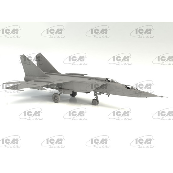 ICM 72178 - 1/72 - MiG-25PU Soviet Training Aircraft scale model kit