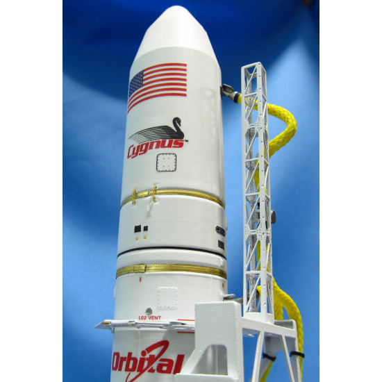 Metallic Details MDR14420 - 1/144 - Antares Rocket scale model kit