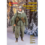 Mars Figures 32034 - 1/32 German Paratroopers (Winter Uniform) WWII model kit