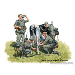 Operation Milkman 3 Germans with Cow 1/35 Master Box 3565