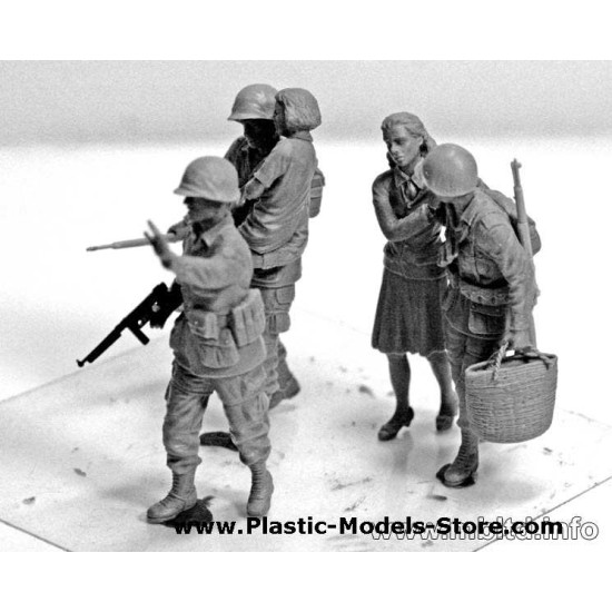 US SOLDIERS AND CIVILIANS FRANCE PLASTIC MODEL MILITARY FIGURE 1/35 Master Box 3578