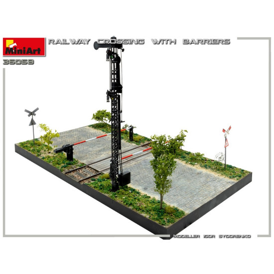 Miniart 36059 - 1/35 Railroad Crossing scale plastic model kit