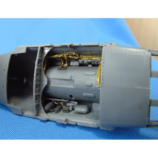 Metallic Details MDR4886 - 1/48 Me 262. Wheel bays (for HobbyBoss model kit)