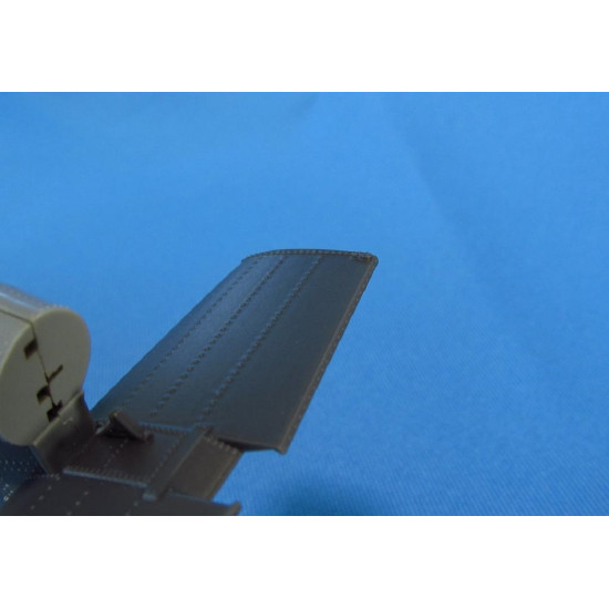 Metallic Details MDR48105 - 1/48 AH-64 Apache. Tail stabilizator late type
