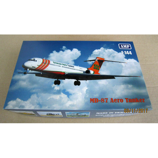 AMP 144-001 - 1/144 - MD-87 Aero Tanker Erickson plastic scale model kit