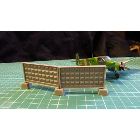 Metallic Details MDR7207 -1/72 - Detailing Set Russian concrete fence P6V