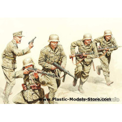 German Infantry, DAK, WWII, North Africa desert battles series 5 fig. 1/35 Master Box 3593