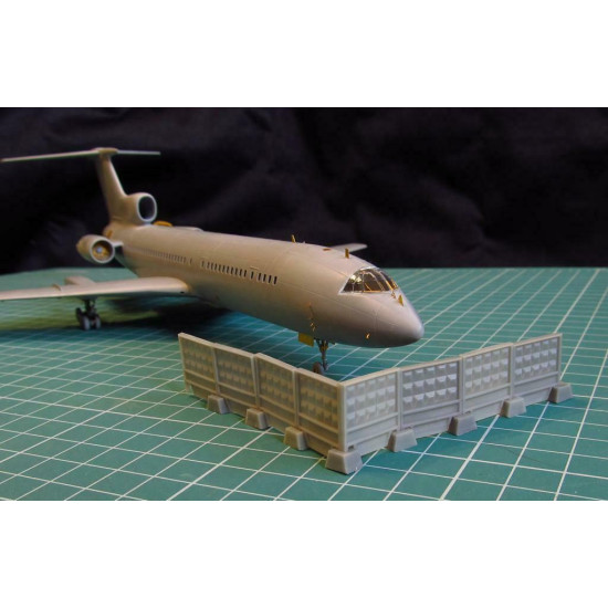 Metallic Details MDR14404 - 1/144 - Russian concrete fence PO-3m model