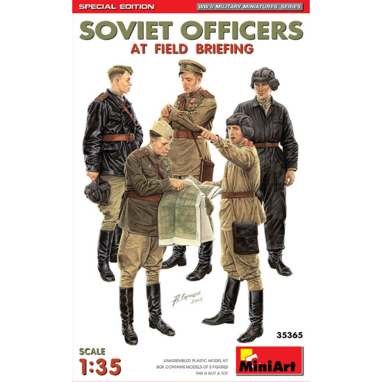 Miniart 35365 - 1/35 Soviet officers at a field briefing. (Special issue) model