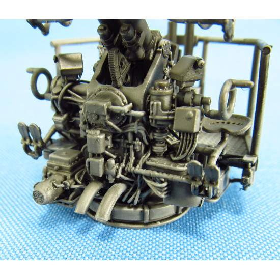 Metallic Details MDR7252 - 1/72 Twin 40 mm Bofors guns model kit