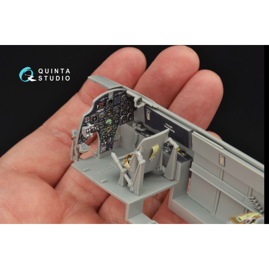 Quinta QD32063 - 1/32 3D-Printed coloured Interior for Bf 110C/D for Dragon kit Quinta QD32063 - 1/32 3D-Printed coloured Interior for Bf 110C/D for Dragon kit