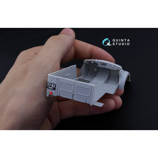 Quinta QD35004 - 1/35 3D-Printed & Coloured Interior for GAZ 69 Family (Bronco)