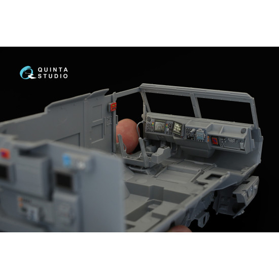 Quinta QD35005 - 1/35 3D Printed and Coloured Interior for MRAP Typhoon Family (Zvezda Kit)