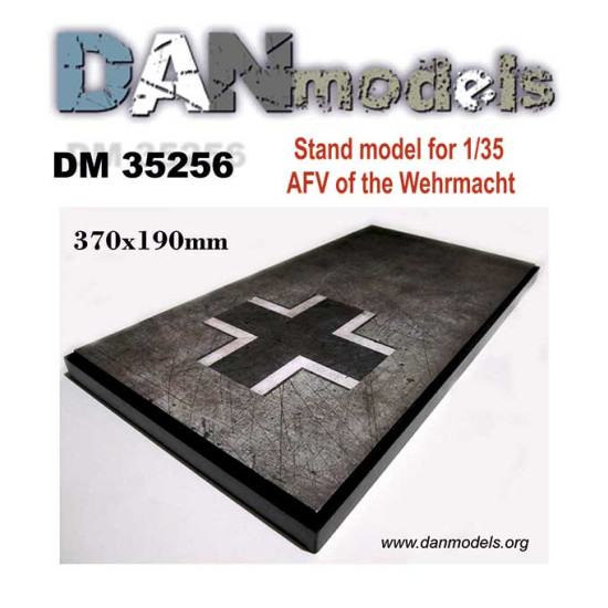 Dan Models 35256 - 1/35 Stand model for AFV of the Wehrmacht. 370x190 mm